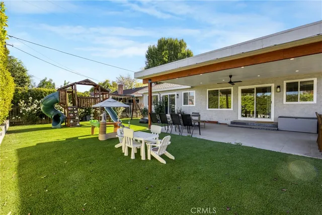 $4,500 | 22725 Gault Street, West Hills, CA 91307