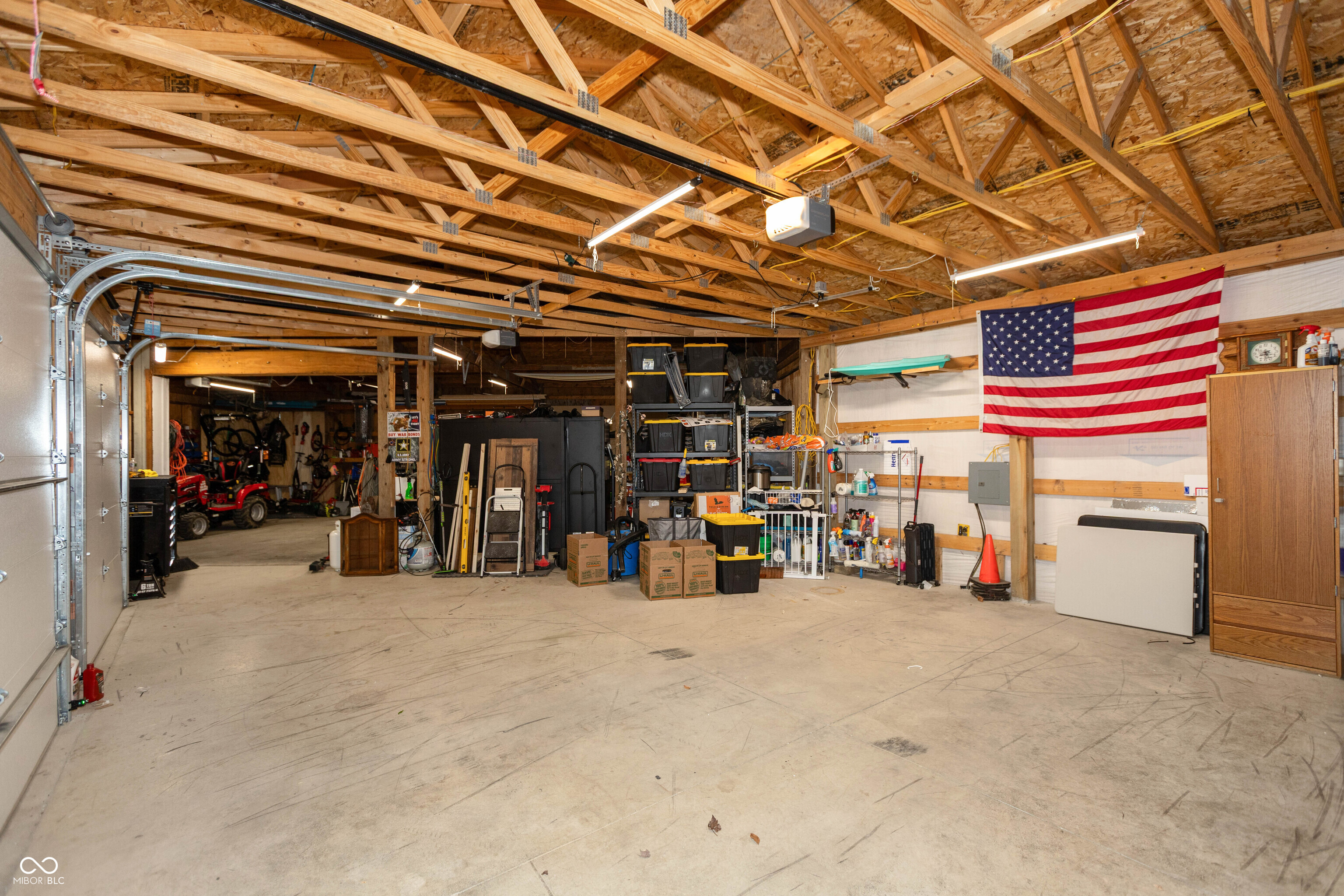 7811 Bean Blossom Road Trafalgar, IN 46181 - Photo 4 of 57