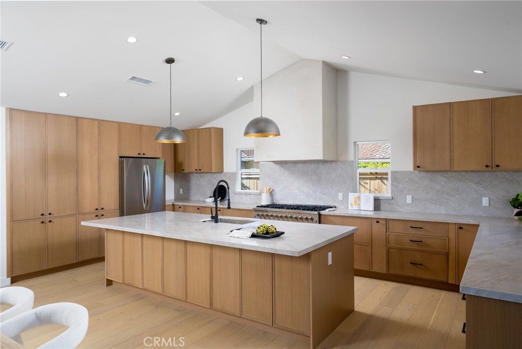 2952 Java Road Costa Mesa, CA 92626 - Photo 10 of 34