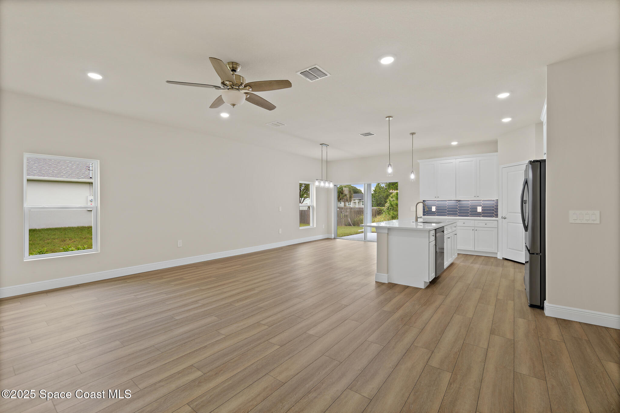528 Degroodt Road Southwest Palm Bay, FL 32908 - Photo 17 of 70 528 De Groodt Rd SW, Palm Bay, FL 32908-