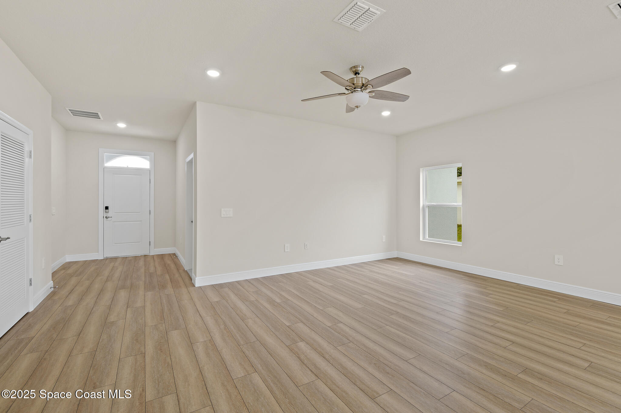 528 Degroodt Road Southwest Palm Bay, FL 32908 - Photo 18 of 70 528 De Groodt Rd SW, Palm Bay, FL 32908-