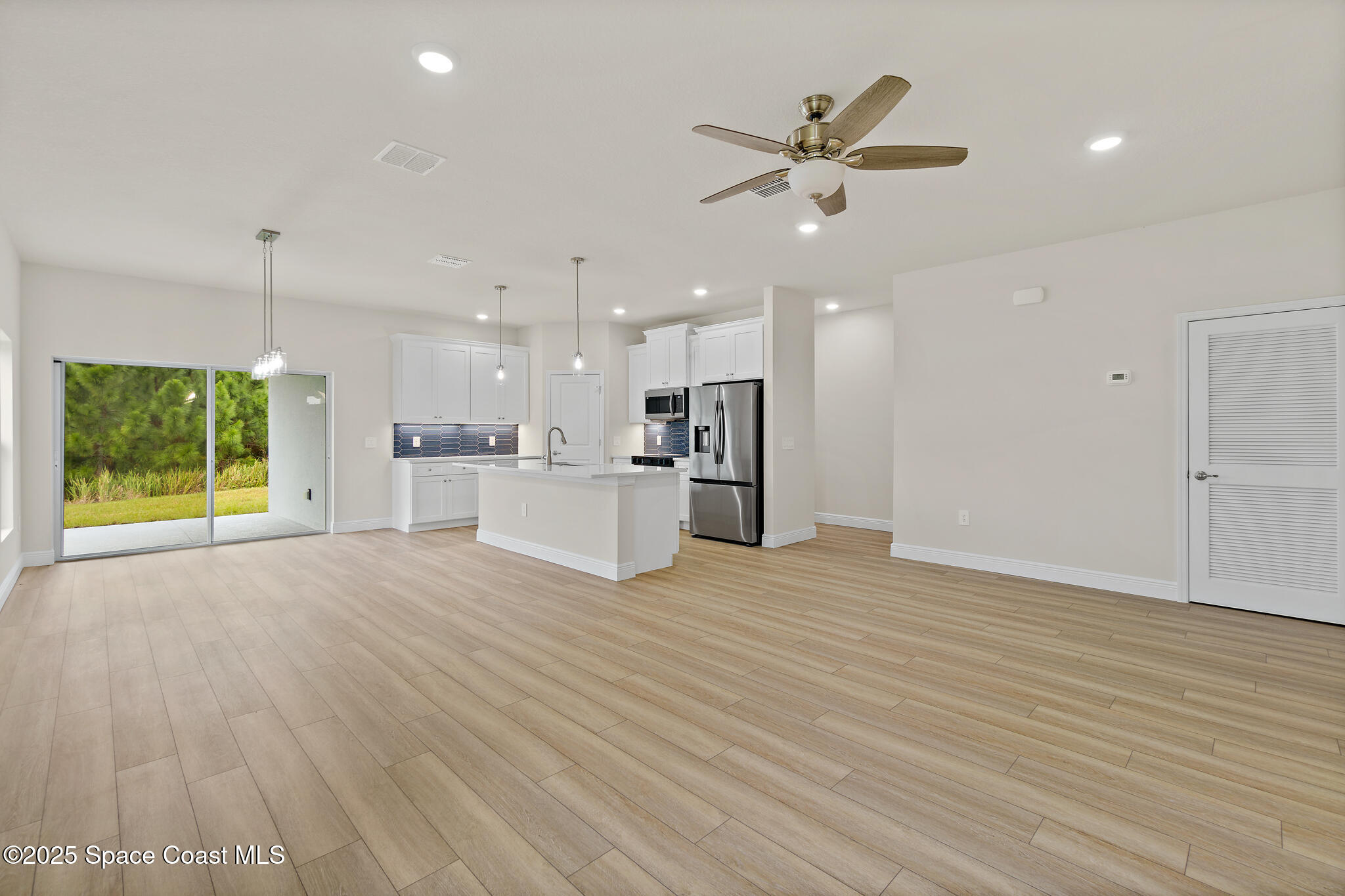 528 Degroodt Road Southwest Palm Bay, FL 32908 - Photo 19 of 70 528 De Groodt Rd SW, Palm Bay, FL 32908-