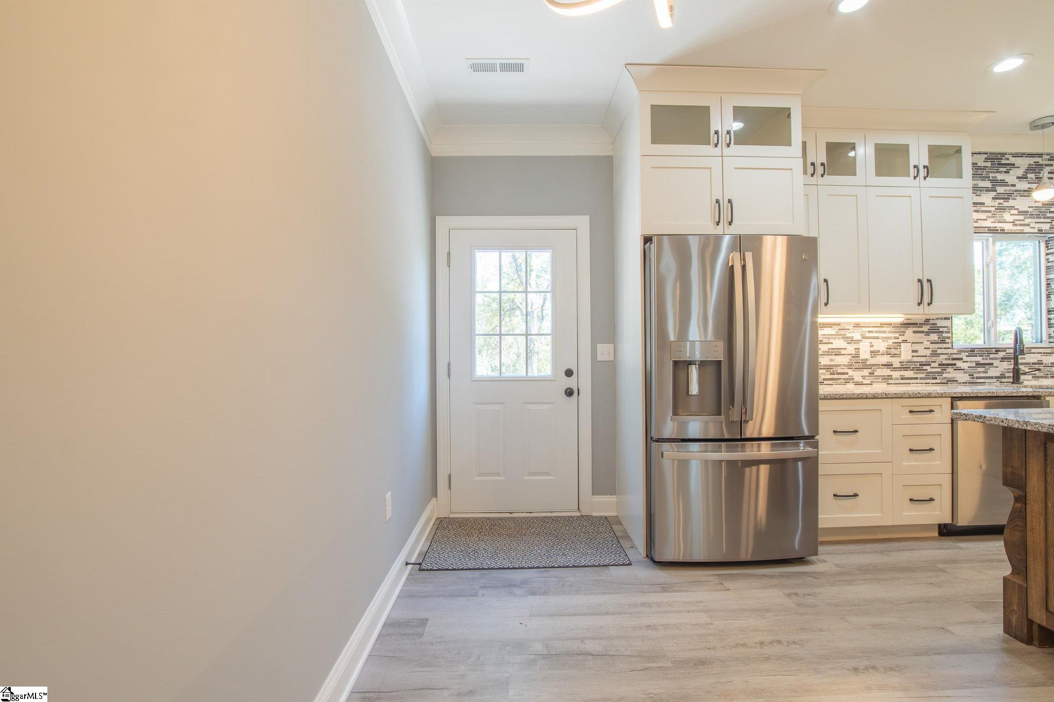 331 Skyline Road Greer, SC 29651 - Photo 21 of 42