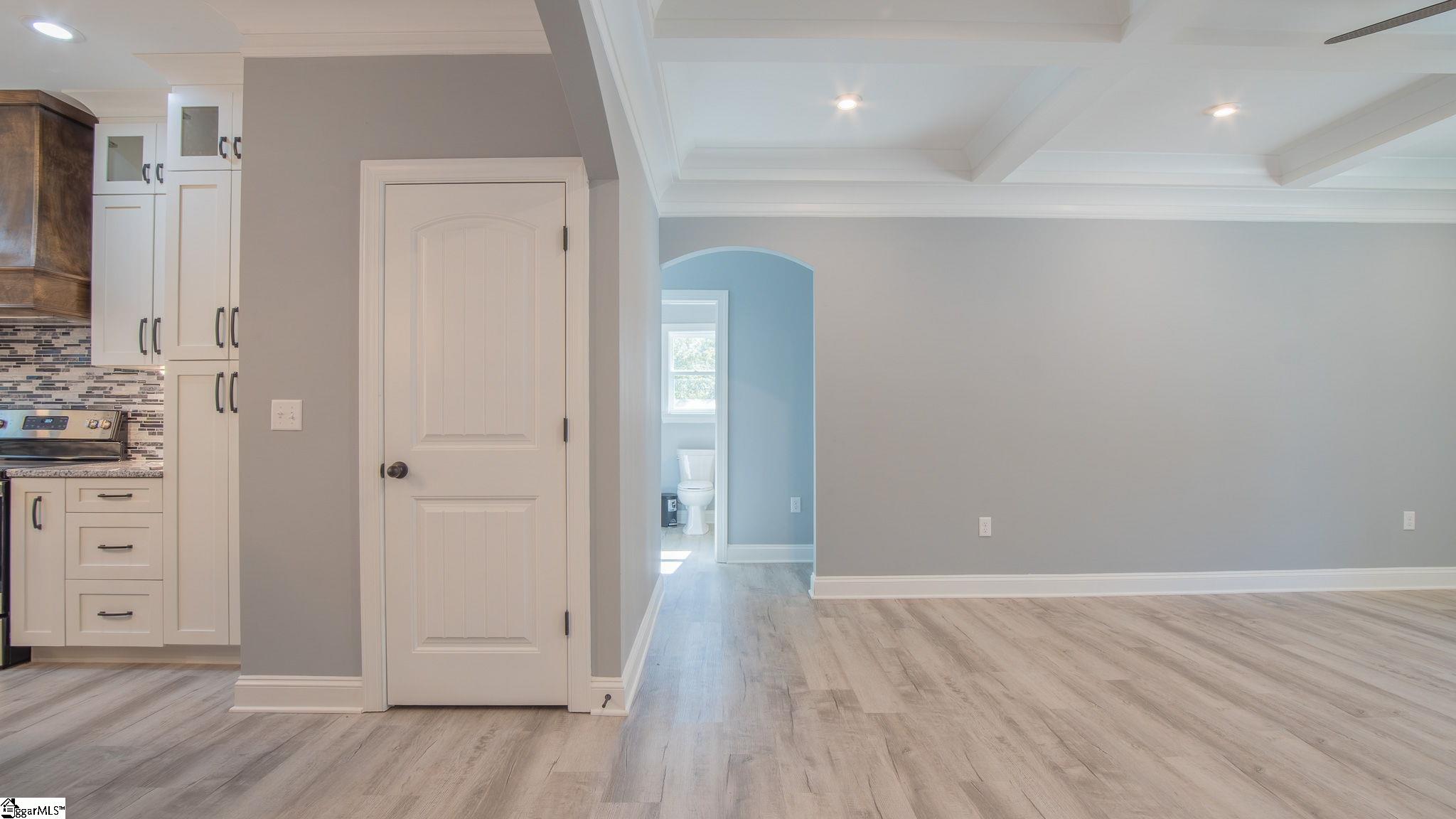 331 Skyline Road Greer, SC 29651 - Photo 29 of 42