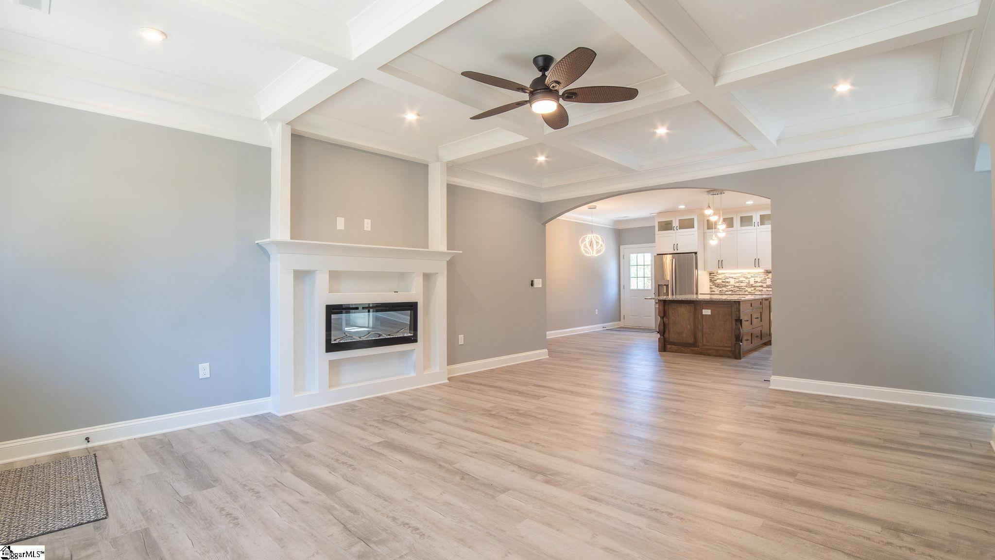 331 Skyline Road Greer, SC 29651 - Photo 10 of 42