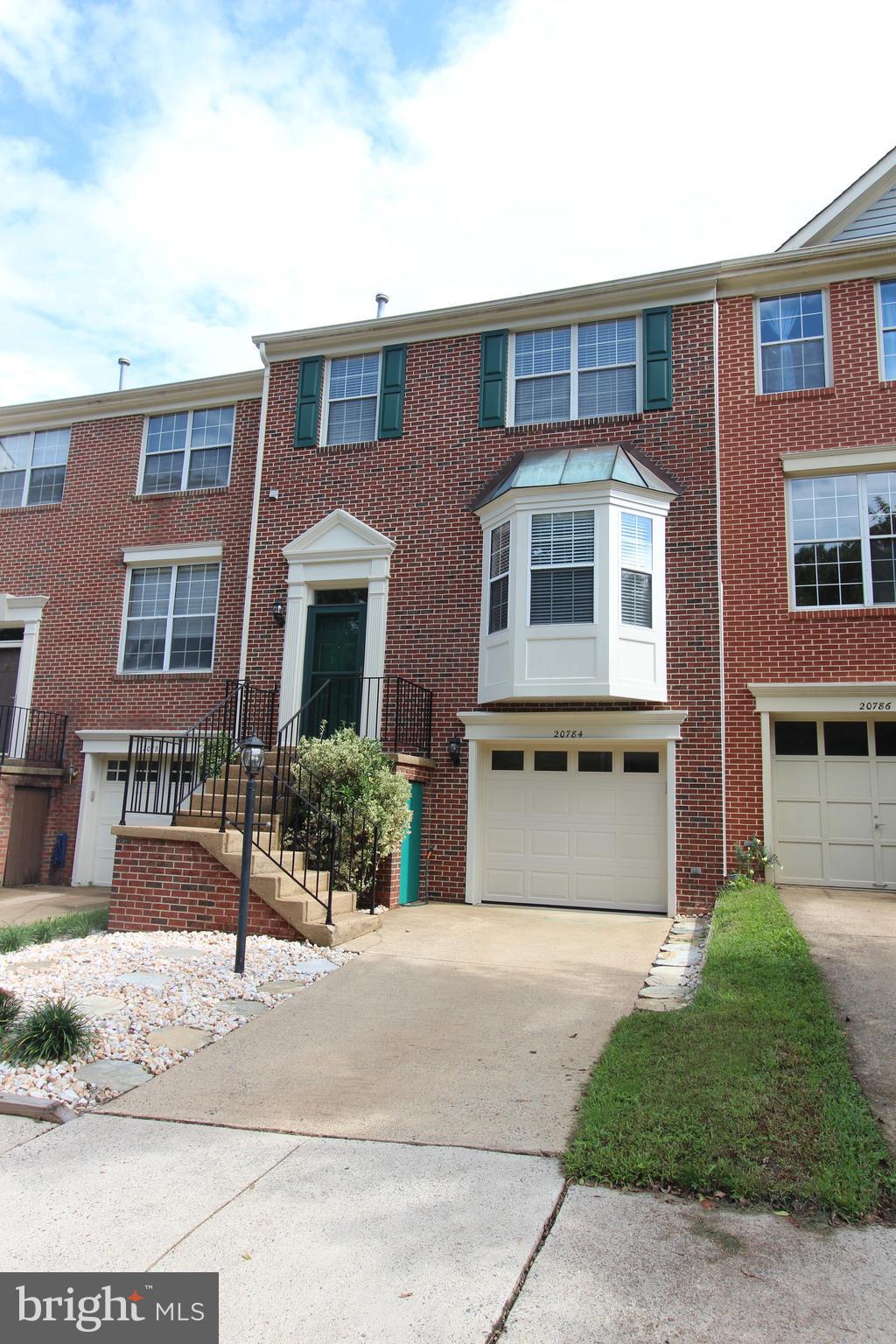 20784 Dockside Terrace Sterling, VA 20165 - Photo 1 of 22 Exterior (Front)