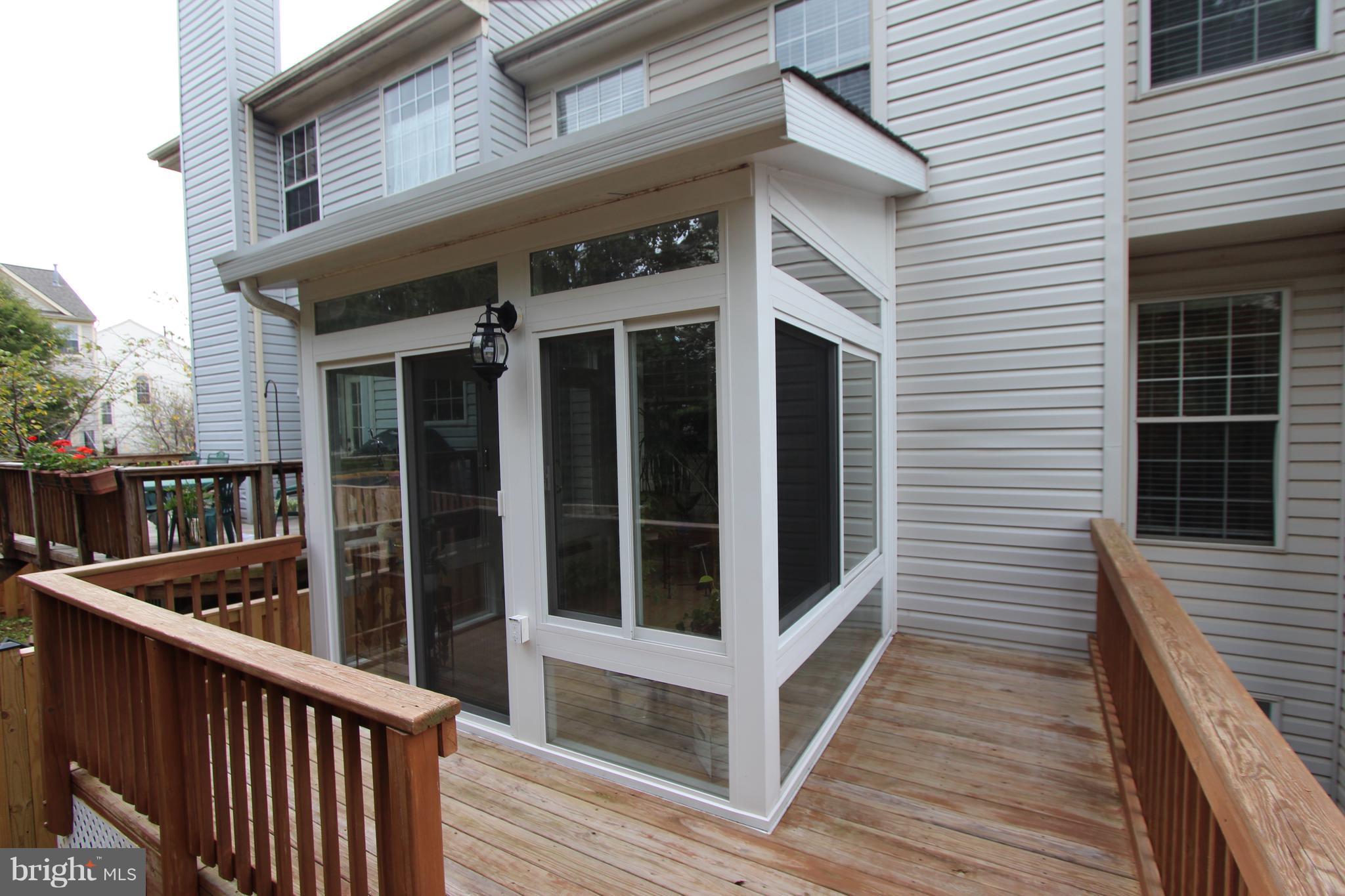 20784 Dockside Terrace Sterling, VA 20165 - Photo 22 of 22 Exterior (Rear)