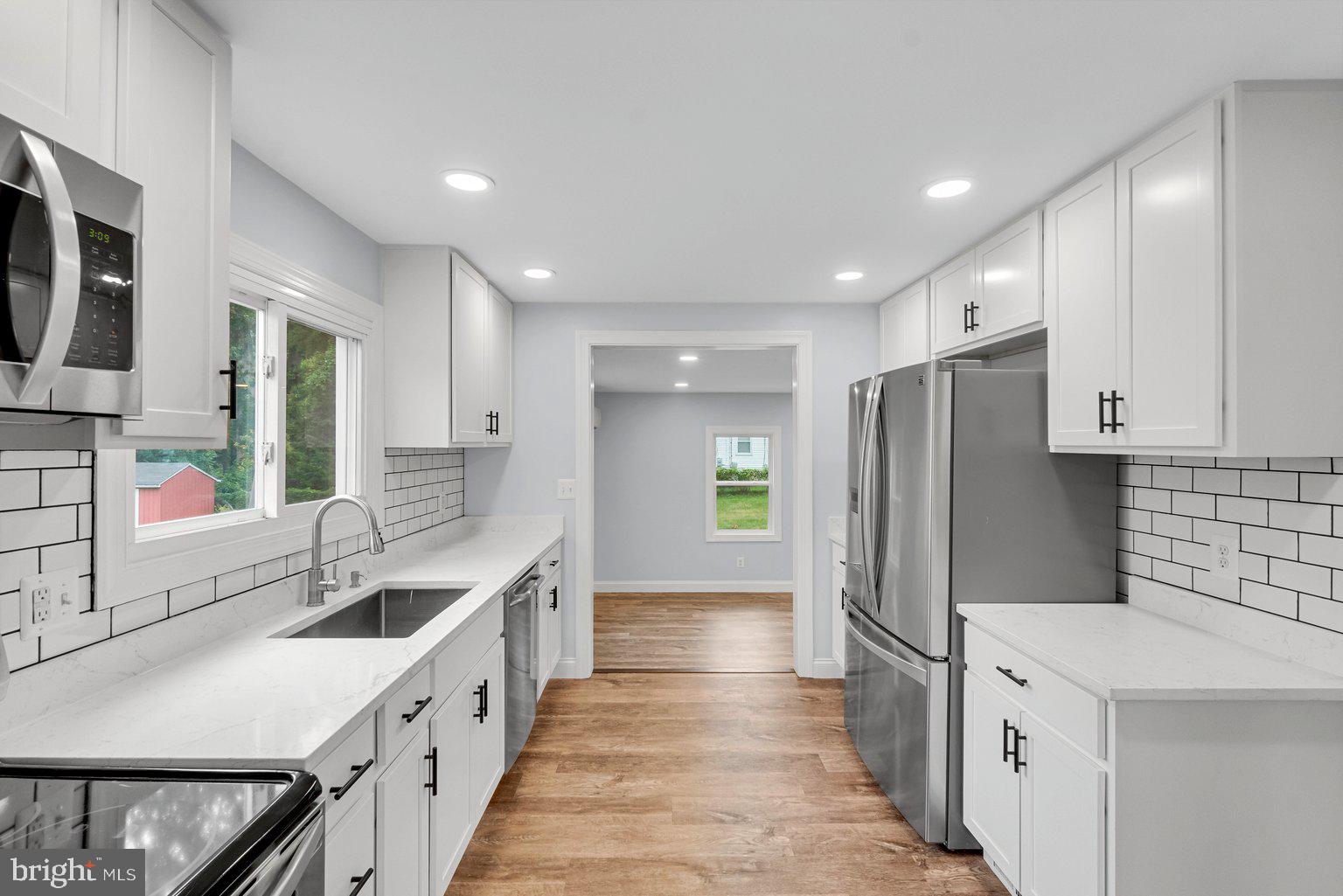1400 Spring Avenue Rosedale, MD 21237 - Photo 14 of 32 Kitchen with brand new SS appliances