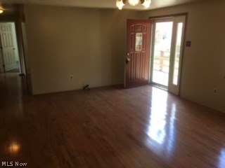 7556 Vale Road Rogers, OH 44455 - Photo 4 of 27 Gallery Image 4