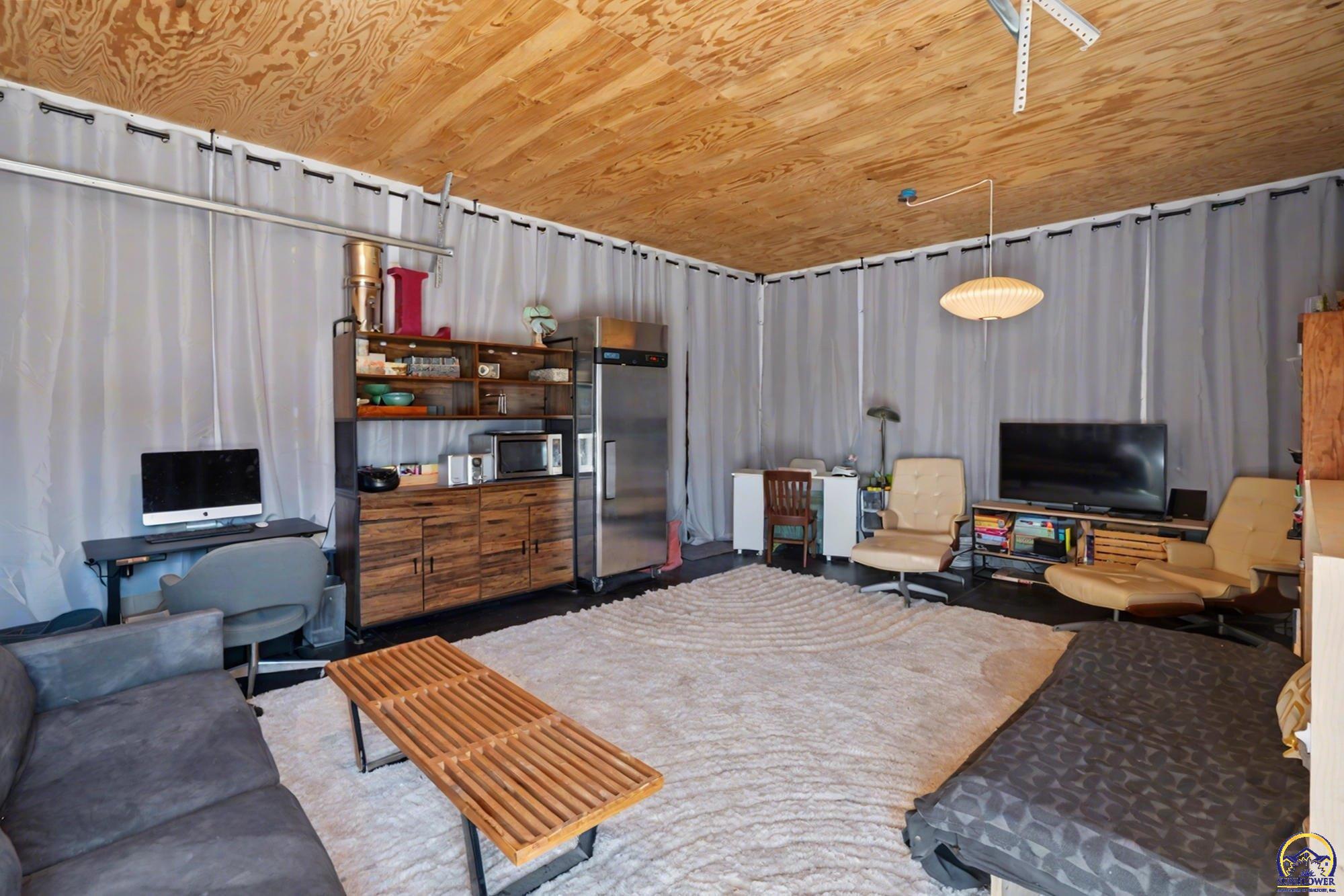 1564 North 450th Road Baldwin City, KS 66006 - Photo 34 of 67