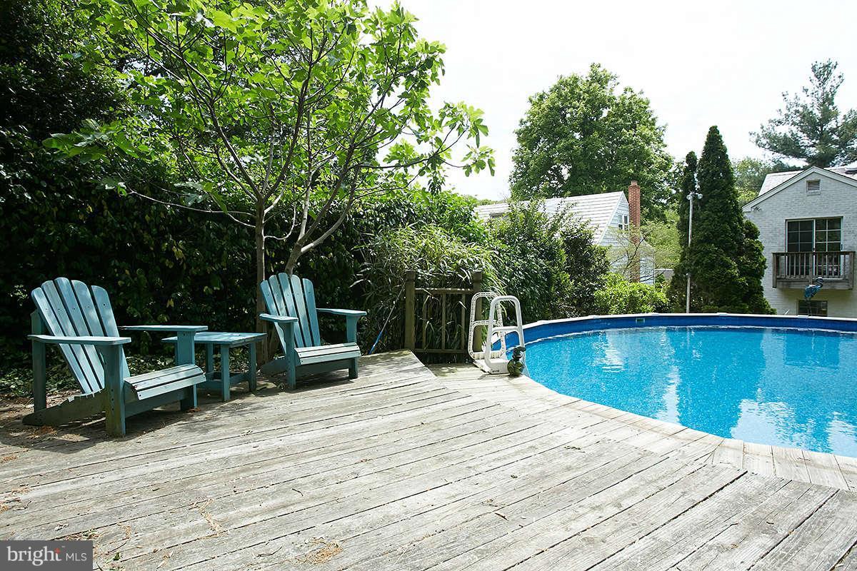 6023 Walhonding Road Bethesda, MD 20816 - Photo 18 of 21 Exterior (Rear)