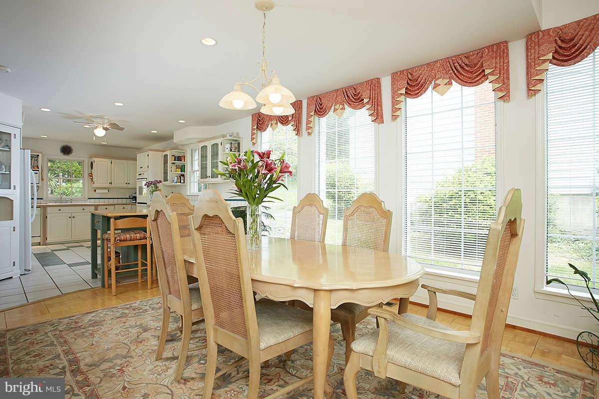 6023 Walhonding Road Bethesda, MD 20816 - Photo 3 of 21 Dining Room