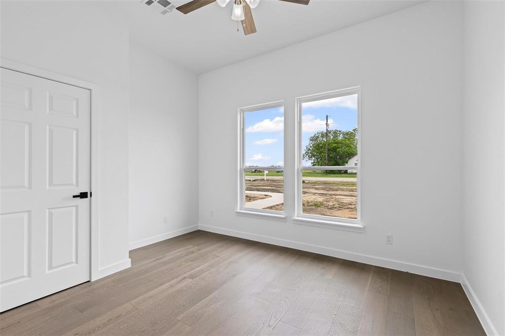 2061 Goodwyn Road Italy, TX 76651 - Photo 30 of 40 Gallery Image 30