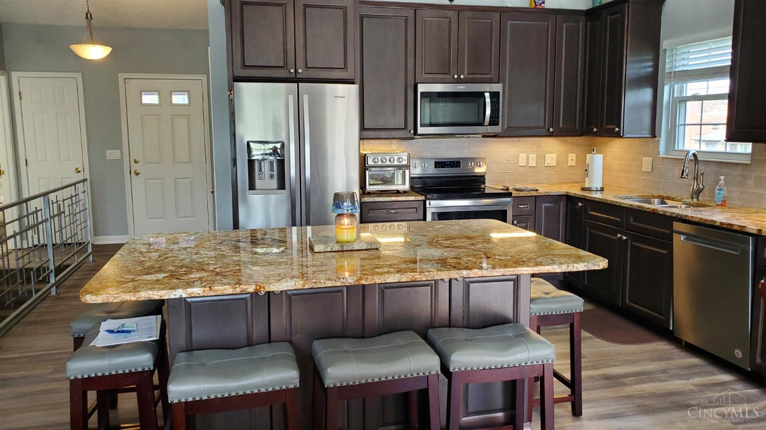 3501 Jessup Road Cincinnati, OH 45239 - Photo 8 of 44
