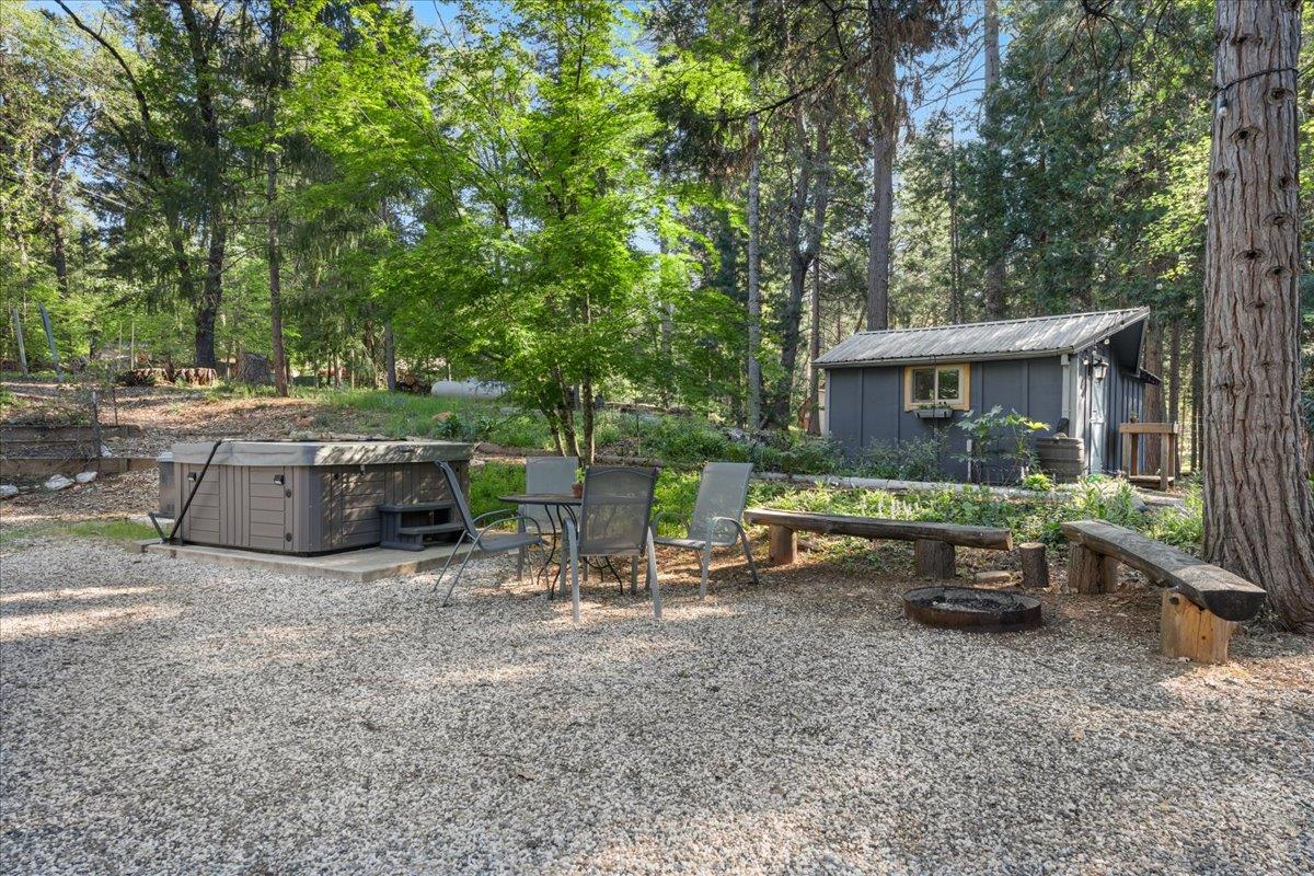 12501 Valley View Road Nevada City, CA 95959 - Photo 18 of 55