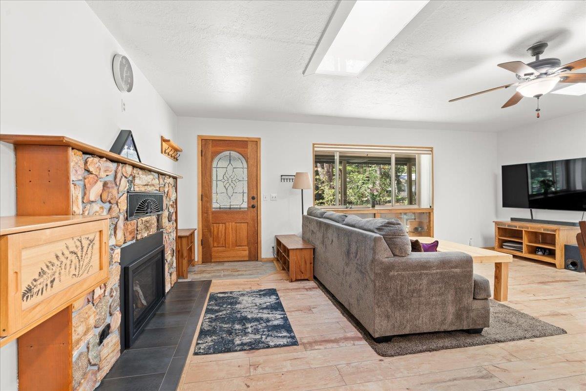 12501 Valley View Road Nevada City, CA 95959 - Photo 45 of 55