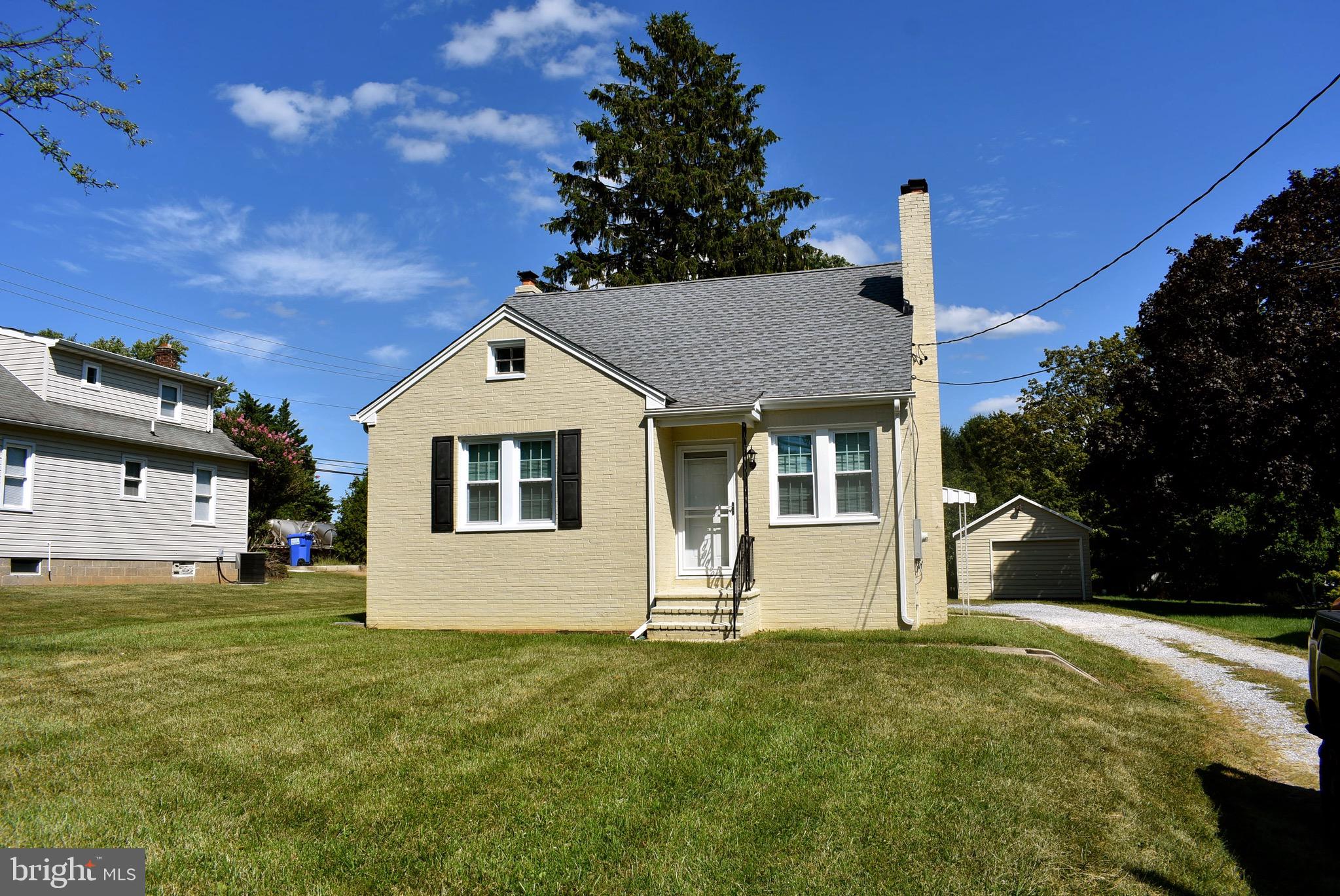 1027 Washington Road Westminster, MD 21157 - Photo 3 of 30 Gallery Image 3