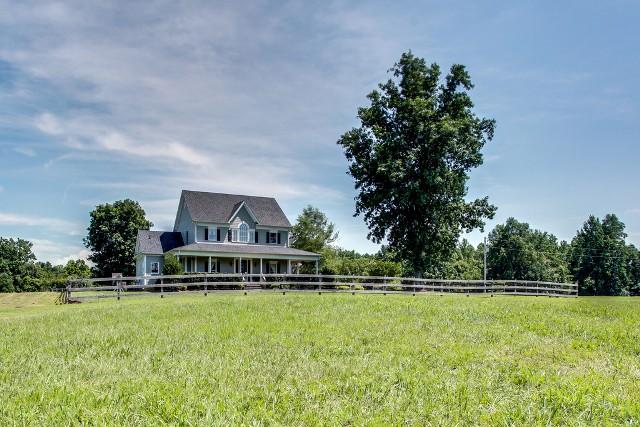 378 Penny Morris Road Portland, TN 37148 - Photo 2 of 20