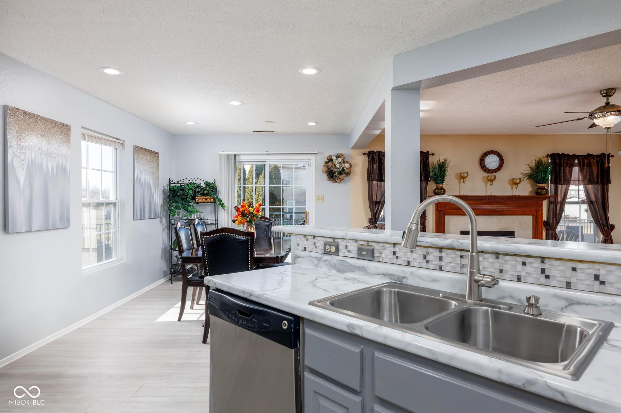 6236 White Rabbit Place Indianapolis, IN 46236 - Photo 13 of 43 Gallery Image 13