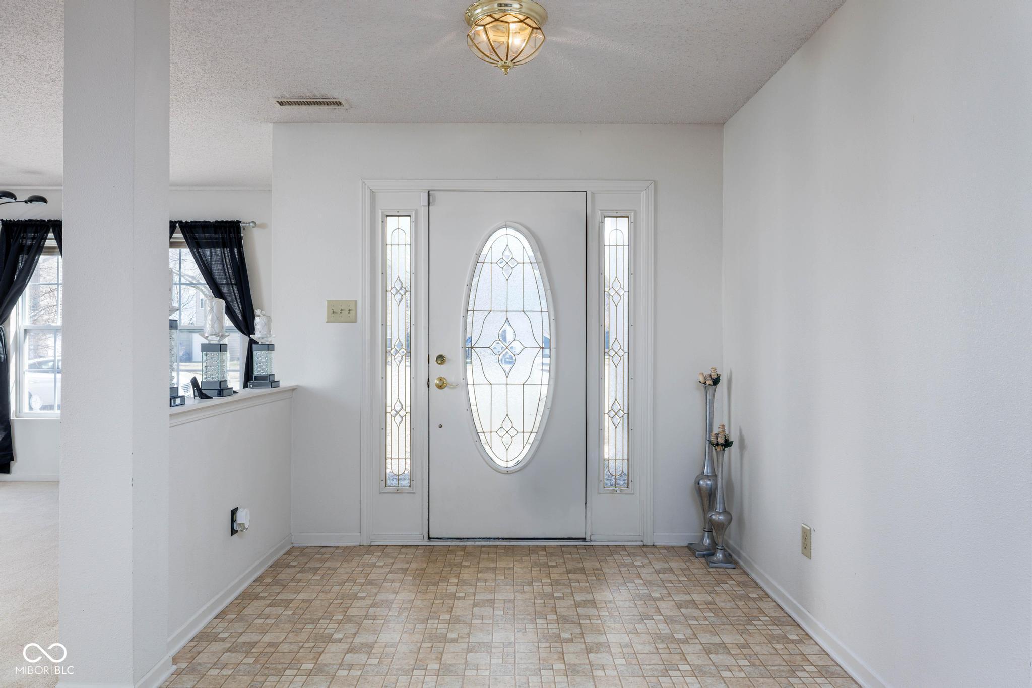 6236 White Rabbit Place Indianapolis, IN 46236 - Photo 5 of 43 Gallery Image 5