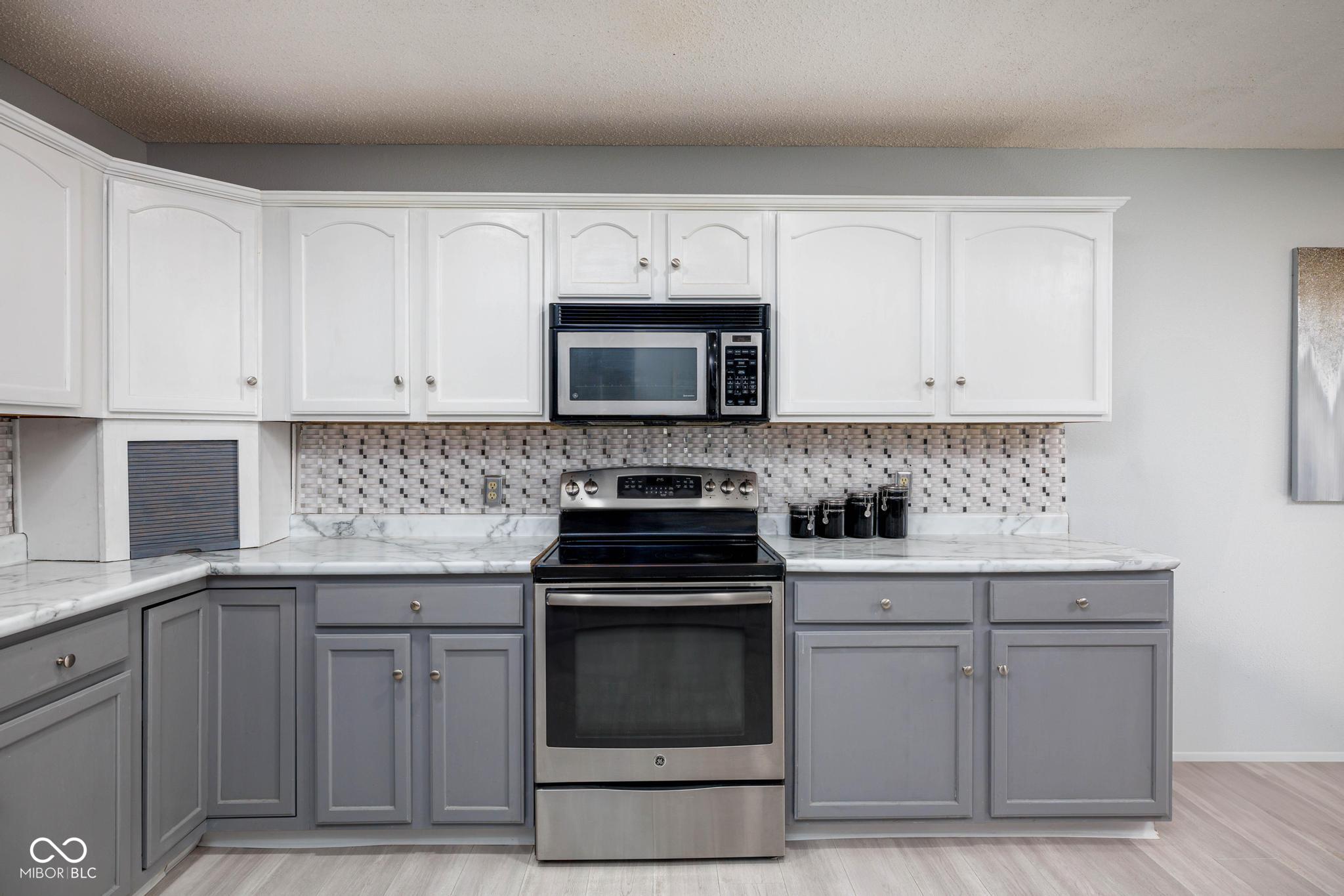 6236 White Rabbit Place Indianapolis, IN 46236 - Photo 10 of 43 Gallery Image 10