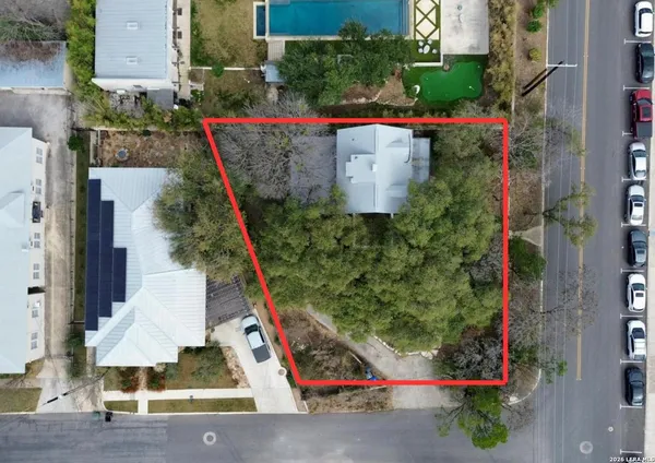 $3,985 | 401 Shook Avenue, San Antonio, TX 78212