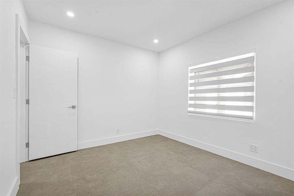 2291 Southwest 17th Street Miami, FL 33145 - Photo 46 of 86 a view of empty room with window