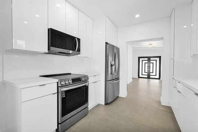 $1,295,000 | 2291 Southwest 17th Street, Miami, FL 33145