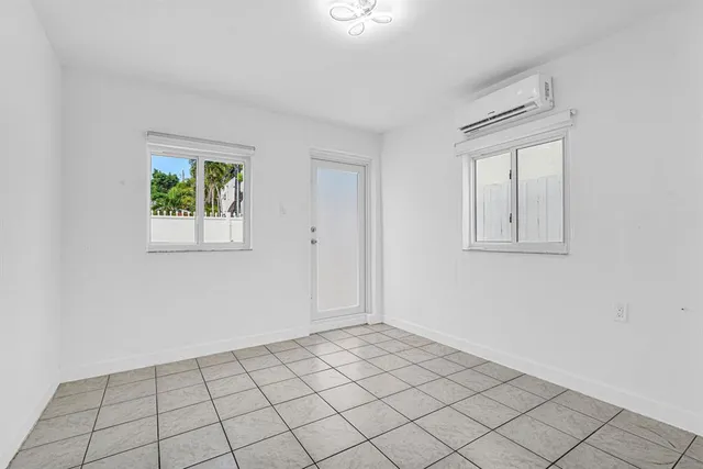 $1,295,000 | 2291 Southwest 17th Street, Miami, FL 33145