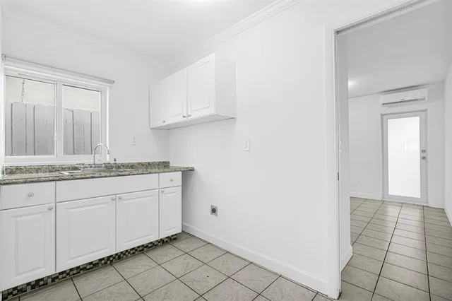 $1,295,000 | 2291 Southwest 17th Street, Miami, FL 33145