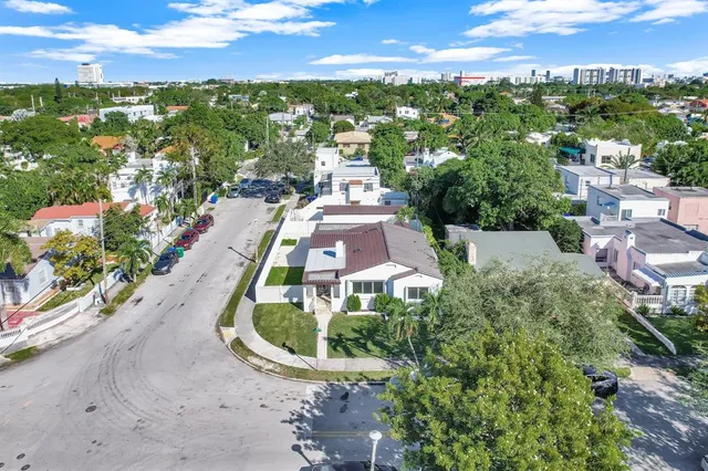 $1,295,000 | 2291 Southwest 17th Street, Miami, FL 33145