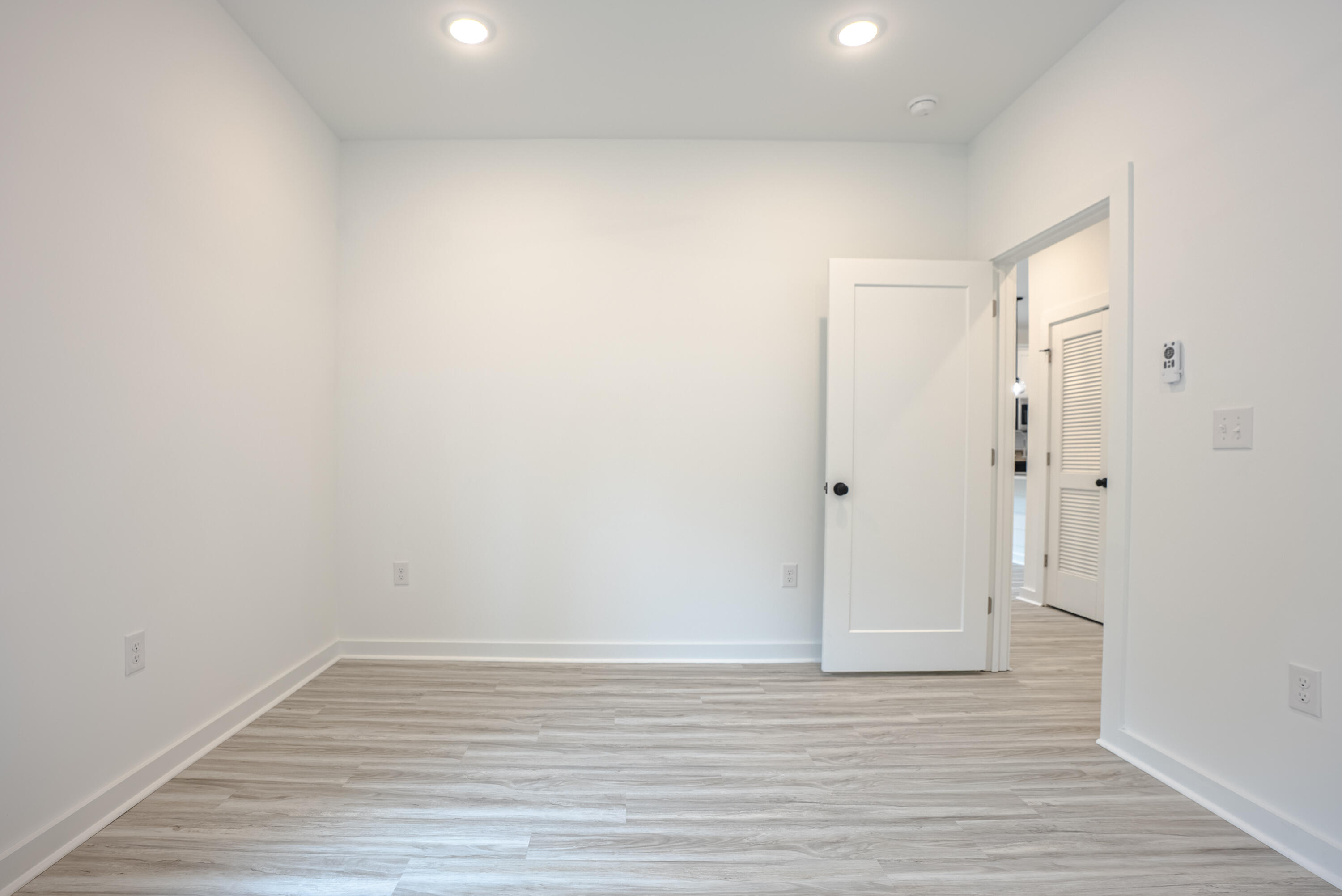 2351 Dumajack Road Chipley, FL 32428 - Photo 14 of 31 a view of room with wooden floor