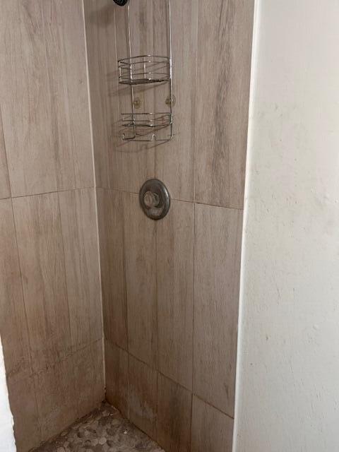 1214 Highview Road Lake Worth, FL 33462 - Photo 6 of 28 IMG_3369