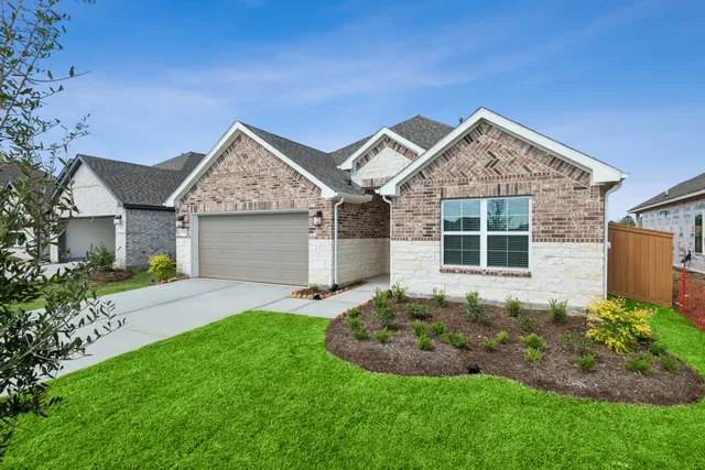 $321,990 | 14022 Baikal Mnr Drive, Santa Fe, TX 77510