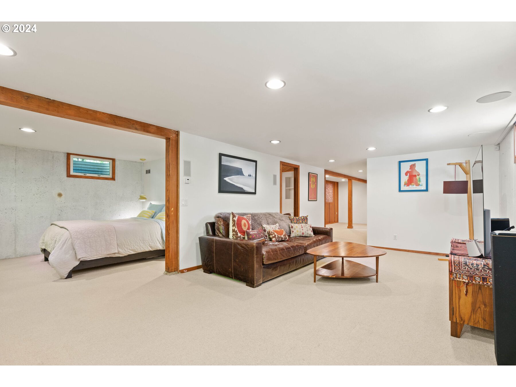3122 Southwest Maricara Street Portland, OR 97219 - Photo 32 of 48 Gallery Image 32
