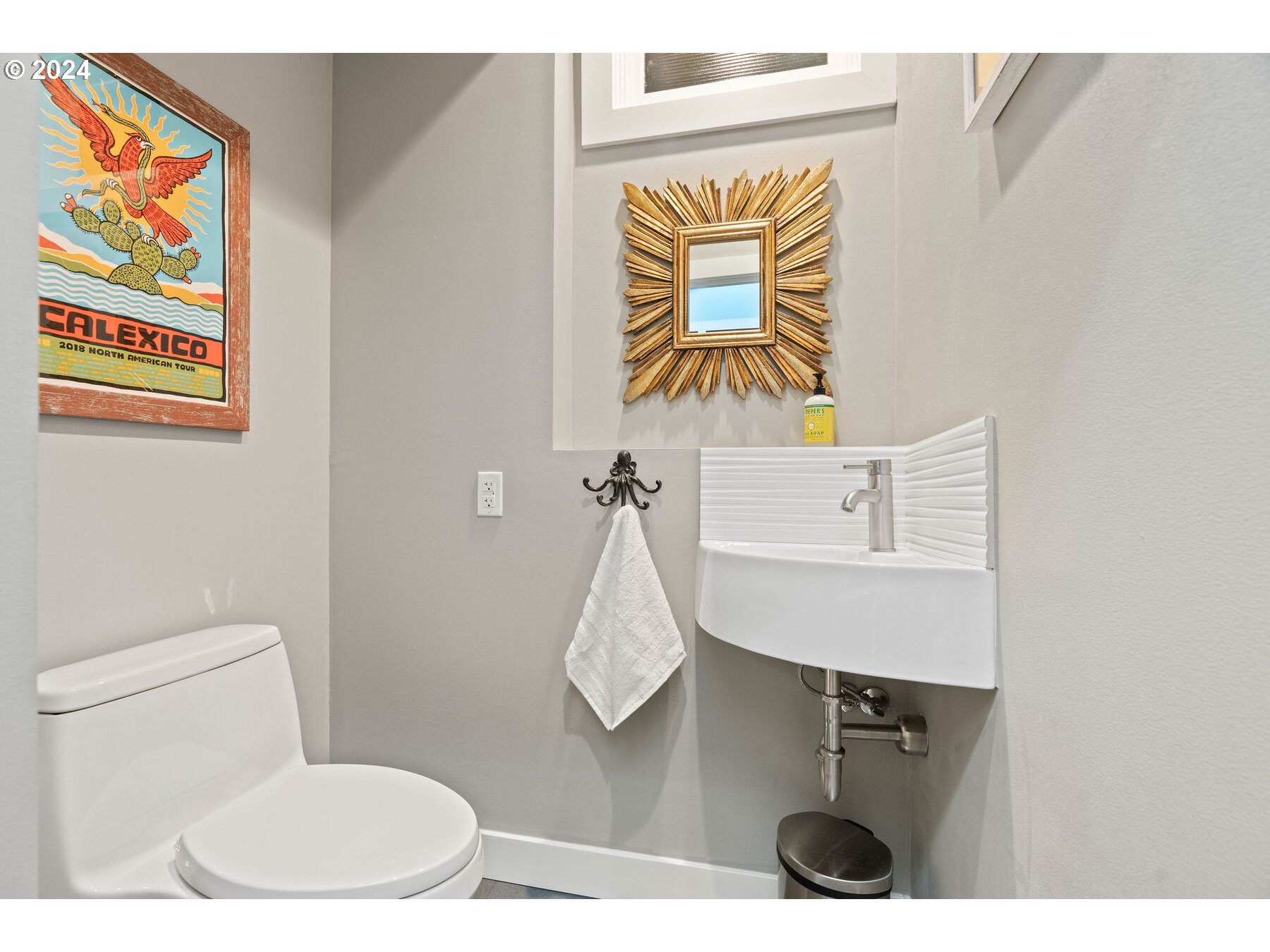 3122 Southwest Maricara Street Portland, OR 97219 - Photo 39 of 48 Gallery Image 39