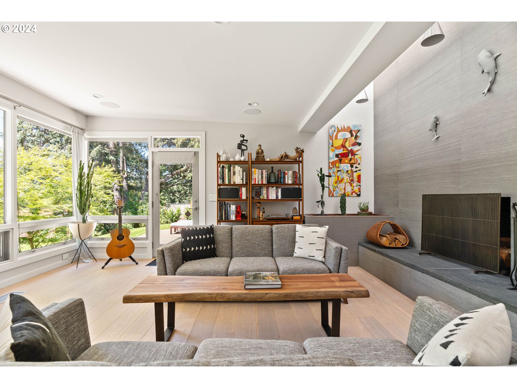 3122 Southwest Maricara Street Portland, OR 97219 - Photo 8 of 48 Gallery Image 8
