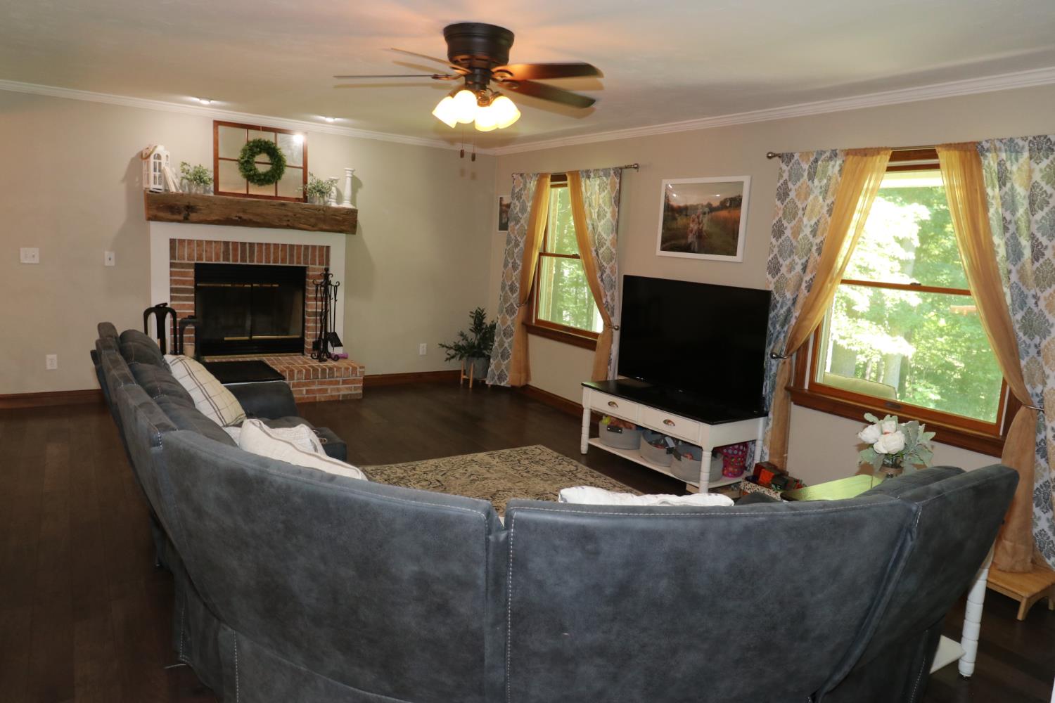 1287 Lovers Road Batesville, IN 47006 - Photo 3 of 26