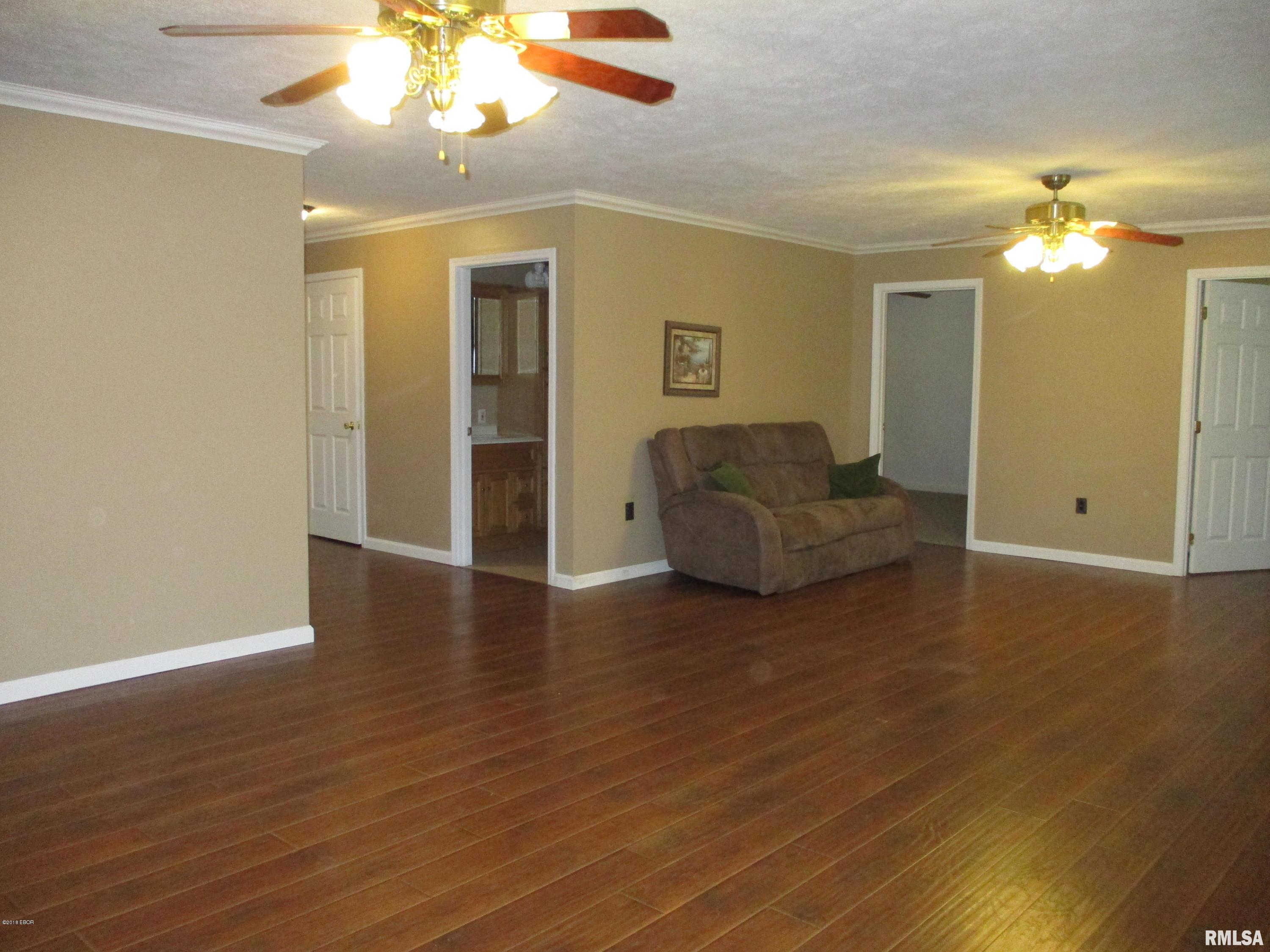 11893 Forest Baptist Church Road Benton, IL 62812 - Photo 14 of 50 Gallery Image 14