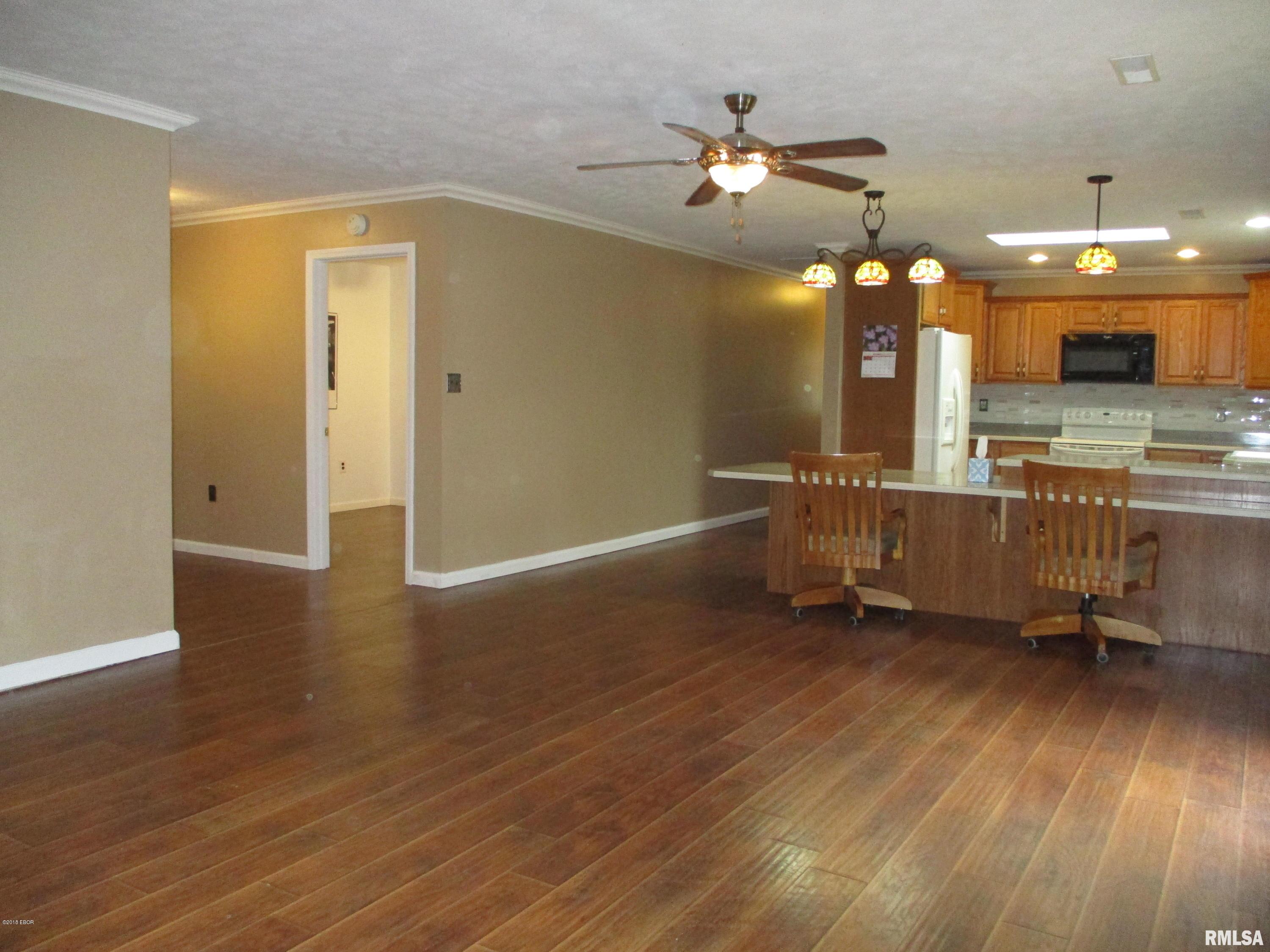 11893 Forest Baptist Church Road Benton, IL 62812 - Photo 17 of 50 Gallery Image 17