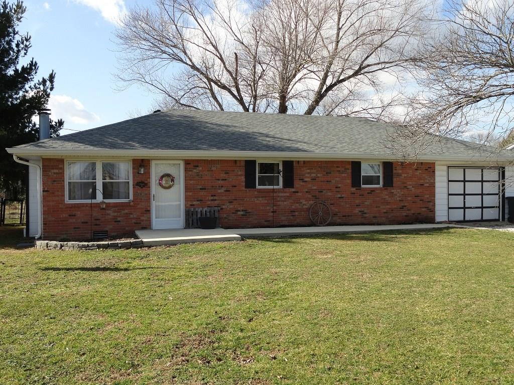 1460 Smokey Road Martinsville, IN 46151 - Photo 1 of 27 Gallery Image 1