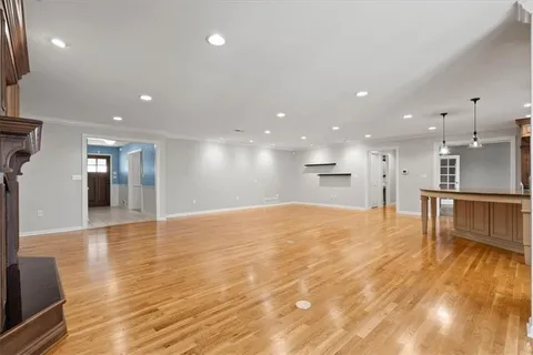 $1,299,999 | 8912 Mohawk Lane, Leawood, KS 66206