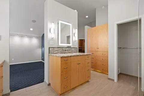 $1,299,999 | 8912 Mohawk Lane, Leawood, KS 66206