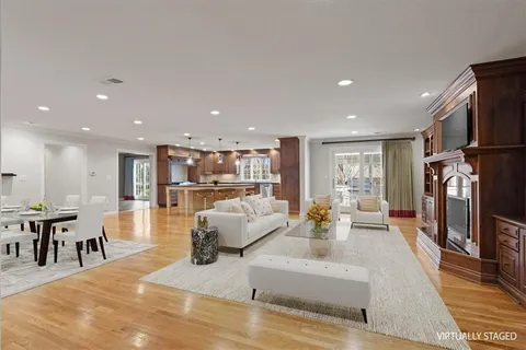 $1,299,999 | 8912 Mohawk Lane, Leawood, KS 66206