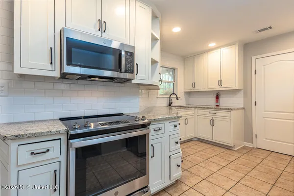 $349,900 | 445 Augusta Drive, Hernando, MS 38632