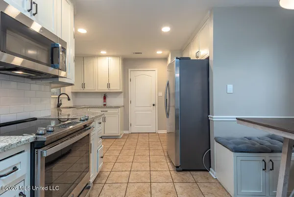 $349,900 | 445 Augusta Drive, Hernando, MS 38632