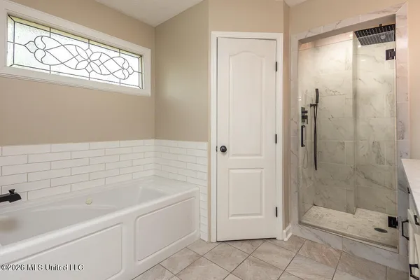 $349,900 | 445 Augusta Drive, Hernando, MS 38632