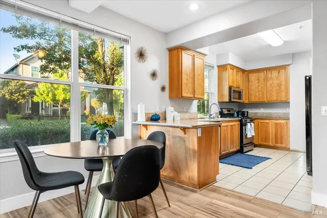 $420,000 | 950 Campoy Street, Unit 101, Santa Rosa, CA 95407