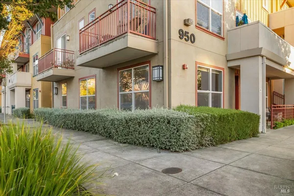 $420,000 | 950 Campoy Street, Unit 101, Santa Rosa, CA 95407