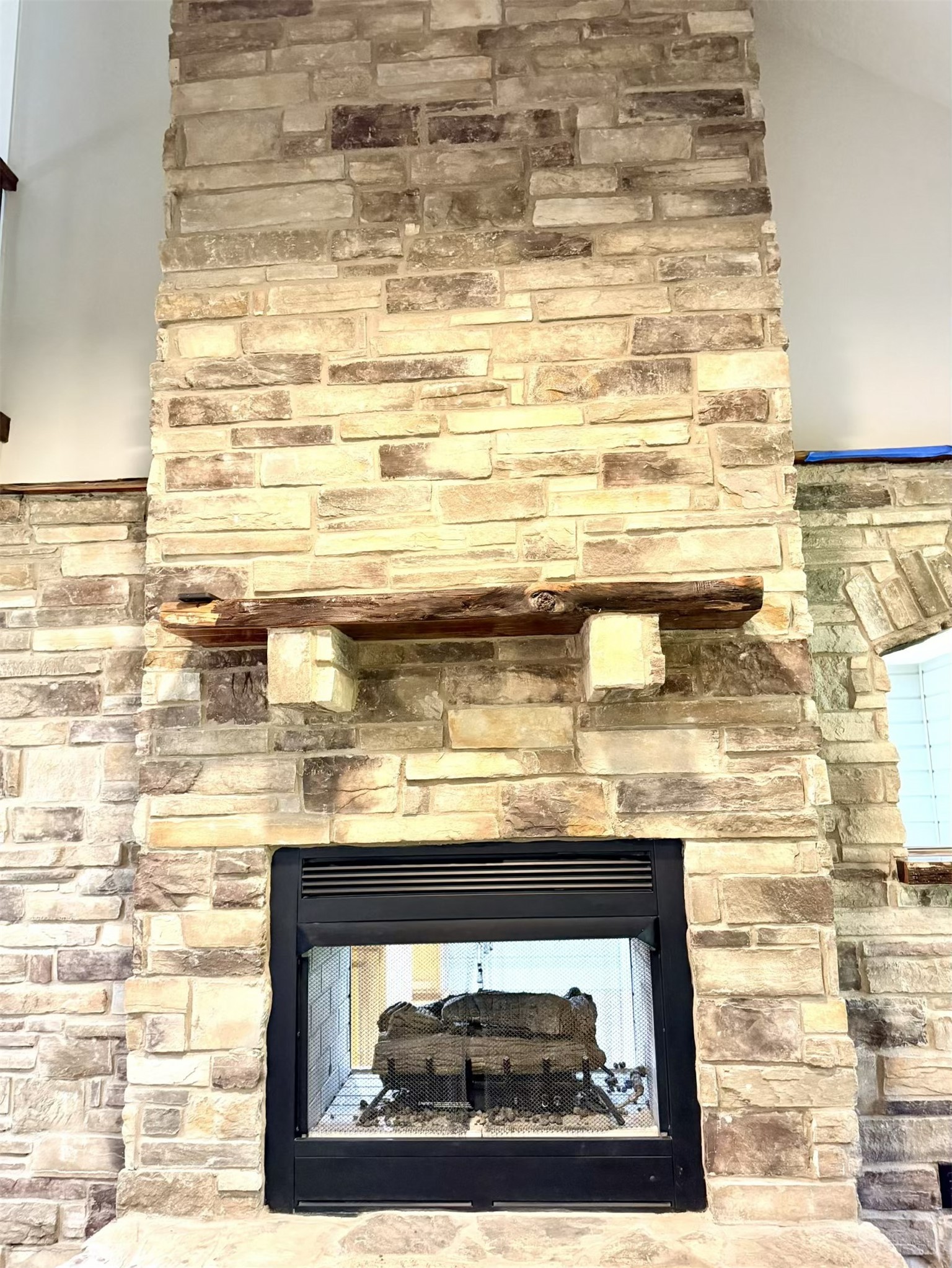 335 Walding Road Livingston, TX 77351 - Photo 4 of 23 a close view of fireplace